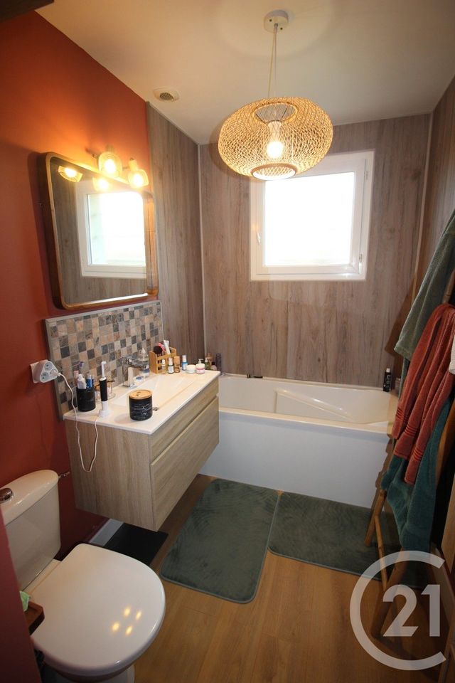 maison à louer - 4 pièces - 108.23 m2 - BUTOT VENESVILLE - 76 - HAUTE-NORMANDIE - Century 21 Accore