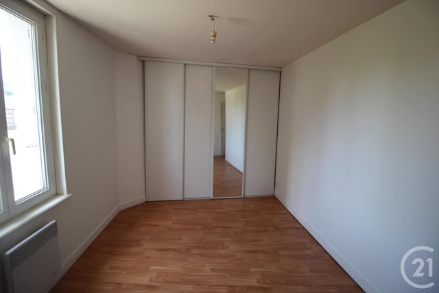 Appartement F3 à louer - 3 pièces - 76.01 m2 - OURVILLE EN CAUX - 76 - HAUTE-NORMANDIE - Century 21 Accore